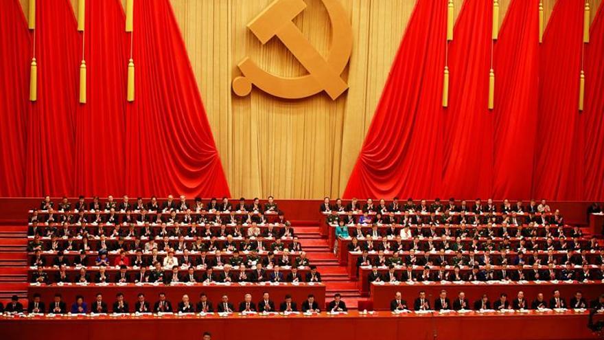 Xi Jinping abrió el XIX Congreso del Partido Comunista Chino con un discurso de más de tres horas. (EFE/How Hwee Young)