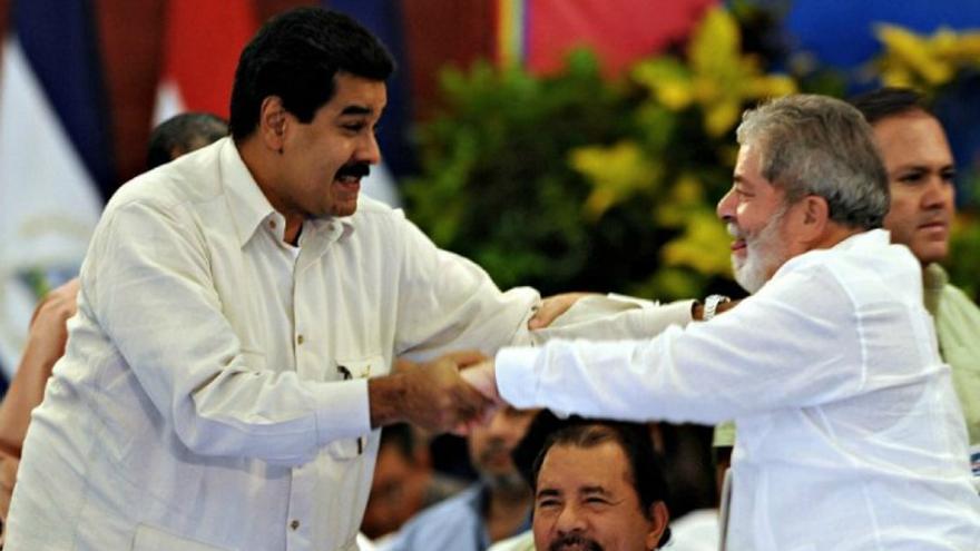 El presidente de Venezuela, Nicolás Maduro y el expresidente brasileño, Luis Ignacio Lula Da Silva. (EFE)