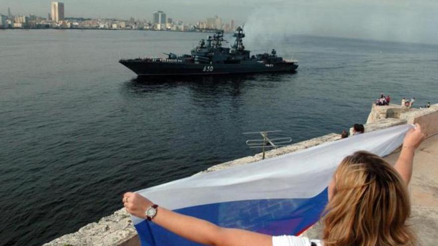 En 2008 el destructor cazasubmarinos 'Almirante Chabanenko' abrió una nueva era al atracar en La Habana por vez primera desde 1991. (EFE)