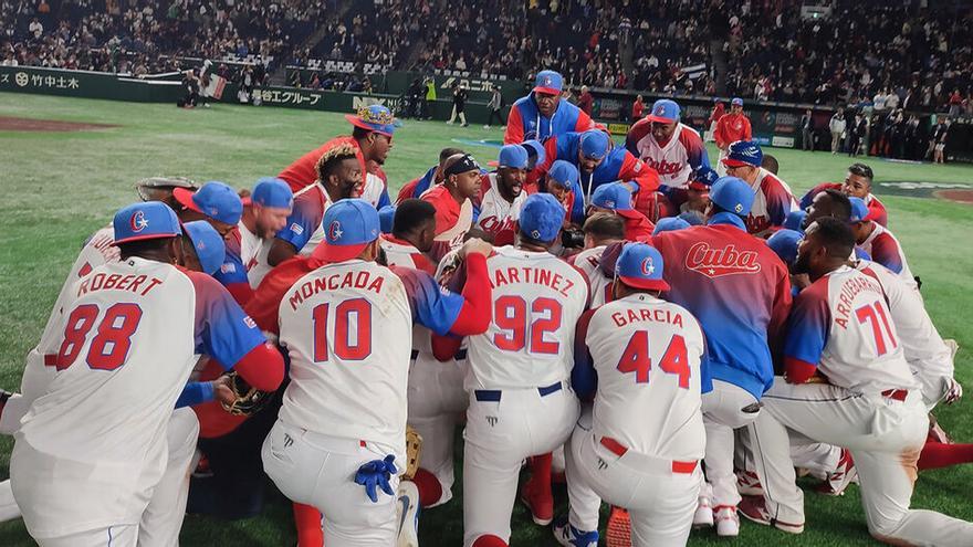 La selección cubana de béisbol estuvo bajo presión en el partido de Miami, que, tras su derrota, el régimen culpó a la audiencia y la oposición. (Jit)