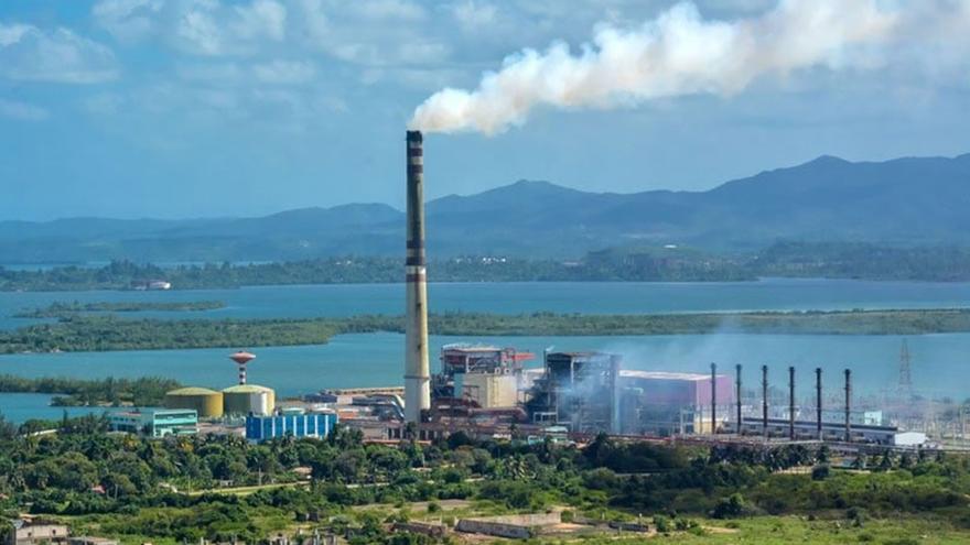 La termoeléctrica Antonio Guiteras está ubicada en la provincia de Matanzas y es la mayor de Cuba. (TV Yumurí/Facebook)