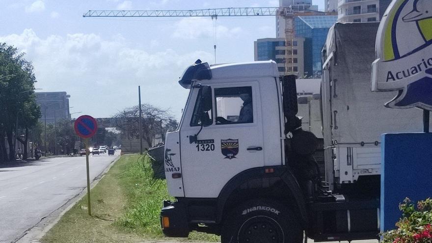 El puesto de mando con fuerzas policiales y tropas especiales de Boinas Negras se encuentra en el Acuario Nacional, a pocos metros del consulado costarricense. (14ymedio)