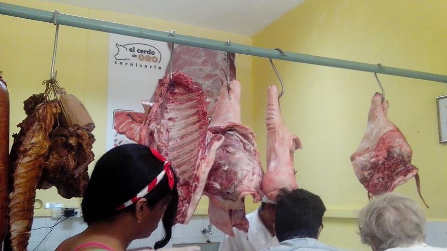 La carnicería El cerdo de oro, en La Habana. (14ymedio)