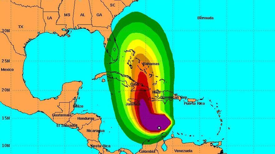 Cono de afectación por vientos del Centro Nacional de Huracanes en Estados Unidos. (CNH)