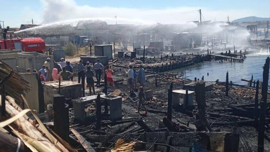 En Ciego de Ávila un incendio en la playa de Cunagua afectó varias viviendas. (Facebook/Elva Jiménez)