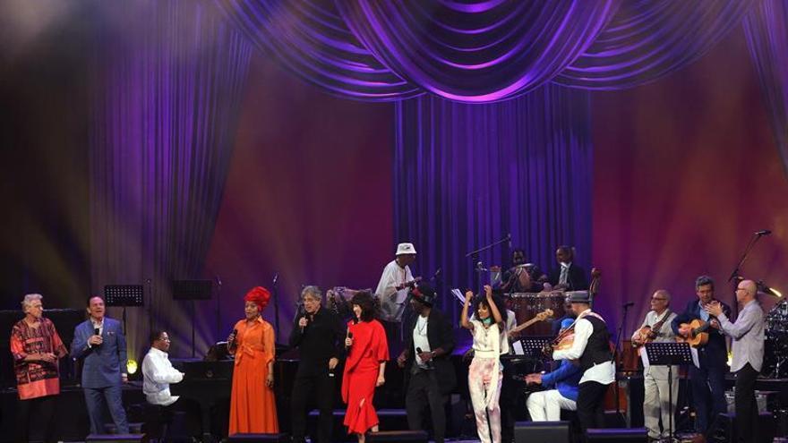 El Gran Teatro de La Habana 'Alicia Alonso' se convirtió en el escenario de un concierto único, celebrado con motivo del Día Internacional del Jazz. (EFE)