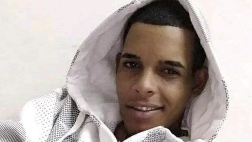 Dairon Quiala Artiles, de 21 años, fue encontrado 27 días en una casa rural en Cerro, La Habana. (Facebook)
