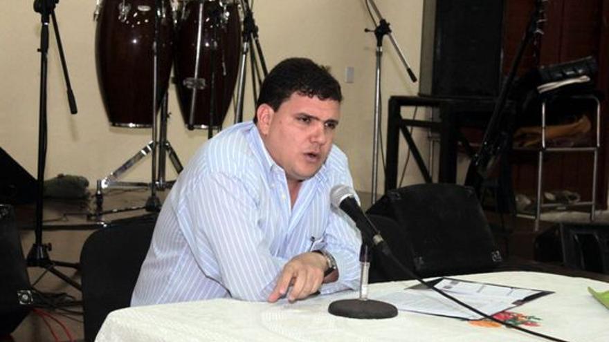 Juan Antonio Fernández Estrada, docente de la Facultad de Derecho de la Universidad de La Habana. (Cubaposible)