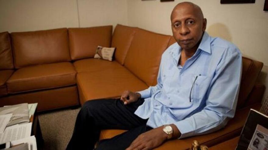 Guillermo Fariñas, líder del Frente Antitotalitario Unido, es uno de los opositores cubanos más conocidos a nivel internacional. (EFE)