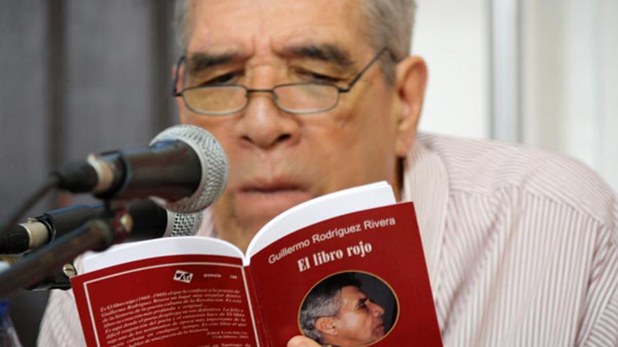 Nacido en 1943 en Santiago de Cuba, Guillermo Rodríguez Rivera llegó a ser doctor en Ciencias Filológicas por la Universidad de La Habana. (pinterest)