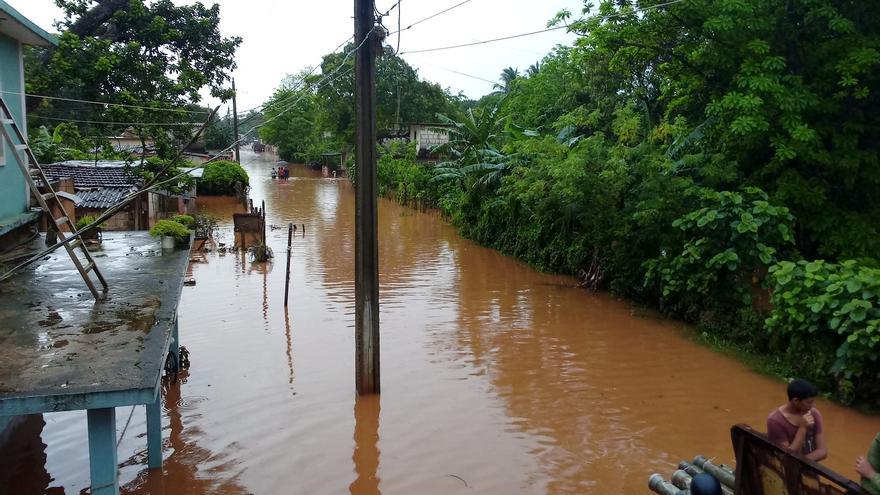 Inundaciones en Jovellanos, en la provincia de Matanzas. (Girón)