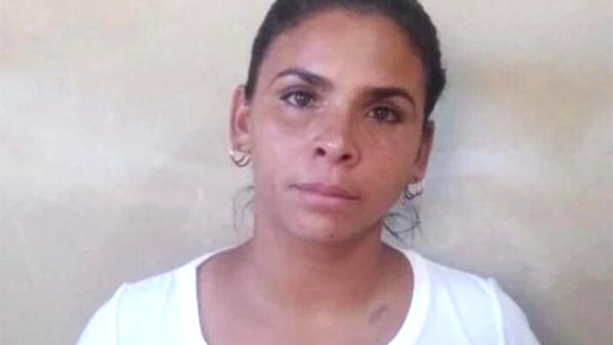 Lizandra Góngora Espinosa se encuentra hospitalizada tras varios días 'plantada' en la prisión de Guatao. (Facebook)