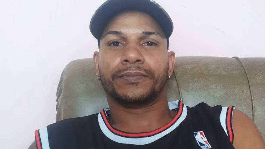 El rapero Maykel Osorbo está acusado de atentado, desacato y resistencia y se encuentra en prisión preventiva en la provincia de Pinar Del Río. (Facebook)
