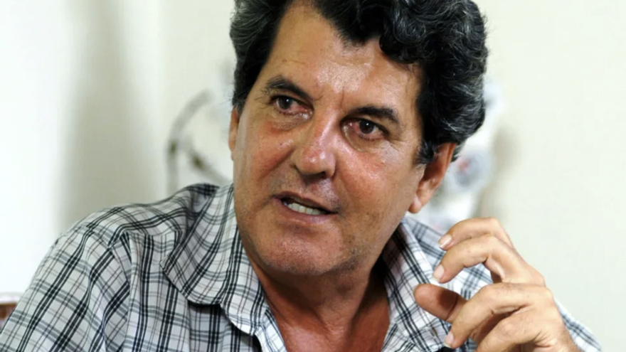 El disidente cubano Oswaldo Payá, en una fotografía fechada el 28 de julio de 2006, en La Habana. (EFE/STR)