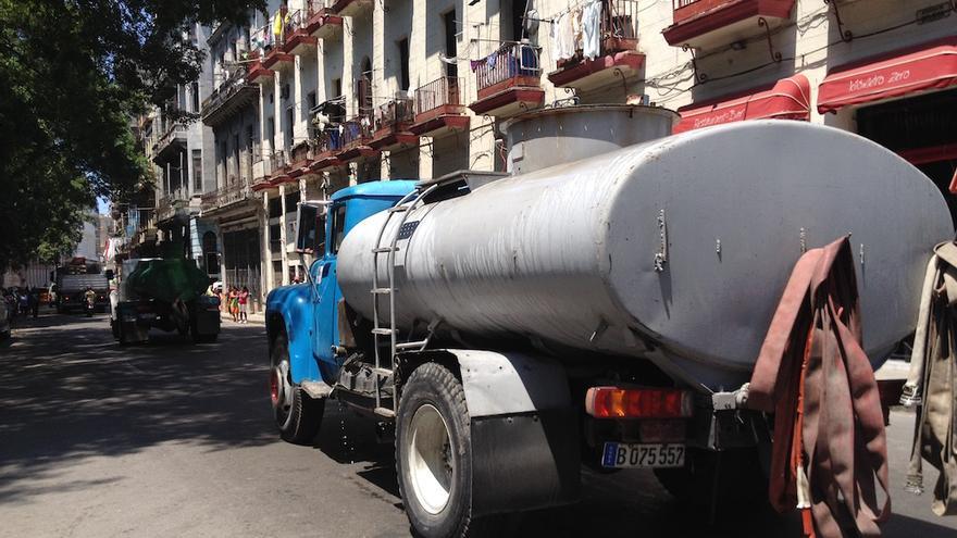 Problemas con el abastecimiento de agua en La Habana. (14ymedio)