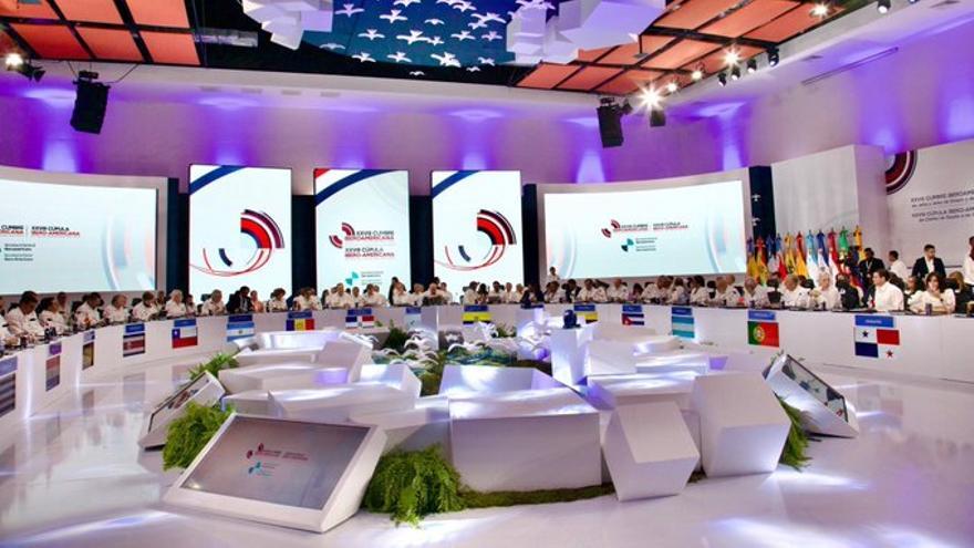 La sesión plenaria de la XXVIII Cumbre Iberoamericana comenzó este sábado con la presencia de 14 jefes de Estado y de Gobierno y ocho representantes. (Twitter/Bruno Rodríguez Parrilla)