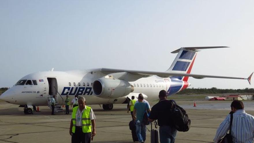 La aerolínea Cubana de Aviación detuvo sus vuelos en mayo de 2018, debido a un problema de disponibilidad de aviones. (Captura)