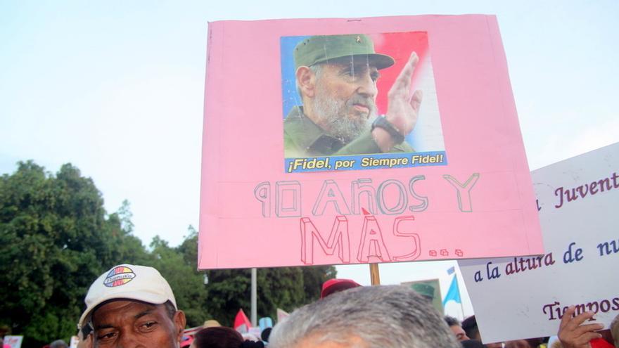 Las alusiones al 90 cumpleaños del expresidente Fidel Castro, también marcaron la jornada. (14ymedio)