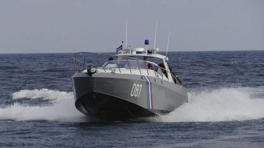 La embarcación se hundió este viernes "al colisionar con una unidad de superficie de Tropas Guardafronteras", dice la nota oficial. (Twitter/Diario Artemisa)