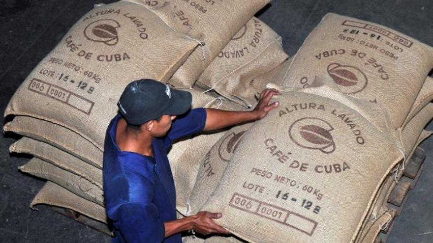El café sigue exportándose mientras el director de Cafe-Cuba admite que no hay para consumo interno. (Venceremos)