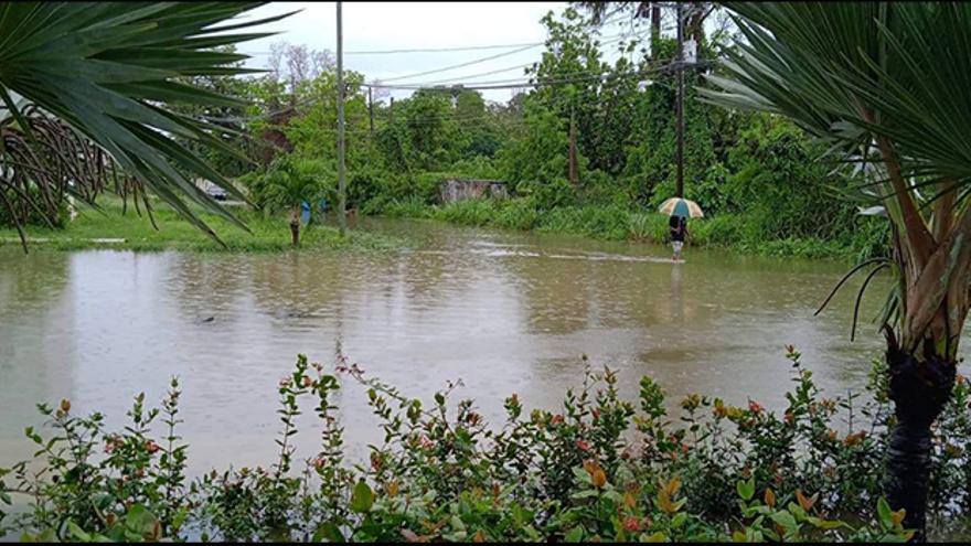 Las inundaciones han provocado que las comunidades están incomunicadas. (Cortesía)