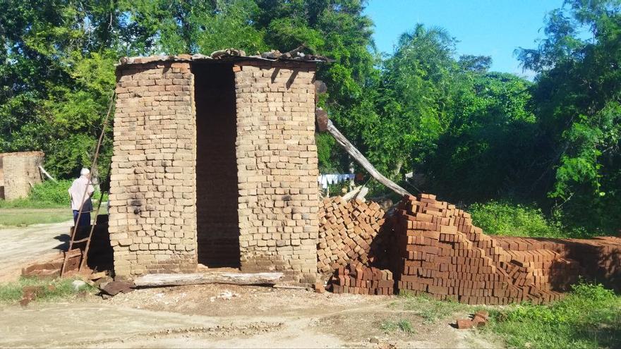 Un horno para cocer ladrillos en la comunidad de alfareros de Cayo de Mayabe. (14ymedio)