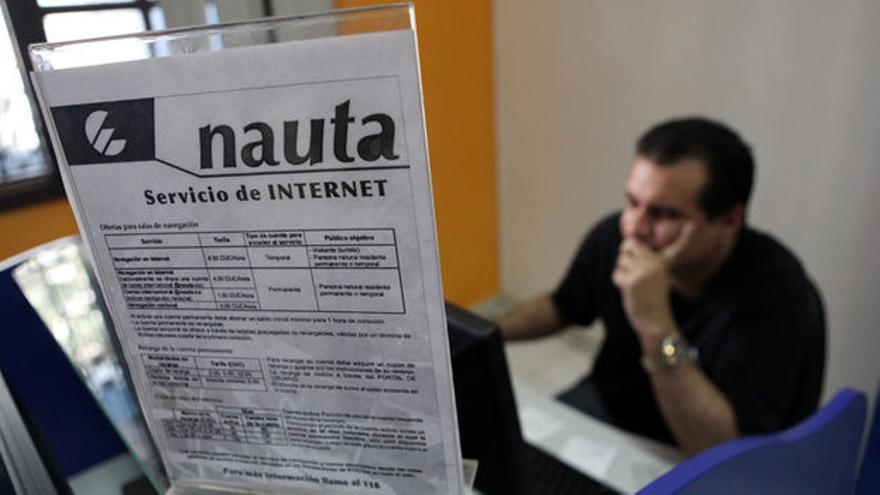El servicio Nauta continúa entre los peores del monopolio estatal de comunicaciones. (EFE)
