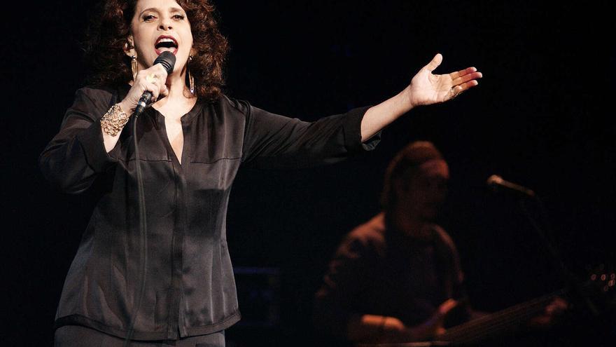 La cantante brasileña Gal Costa, en una fotografía de archivo. (EFE/Fernando Mañoso)
