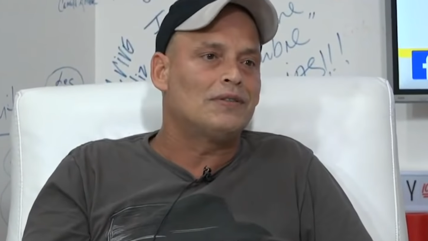 Rodríguez durante una entrevista para Somos Miami TV en 2020. (Captura)