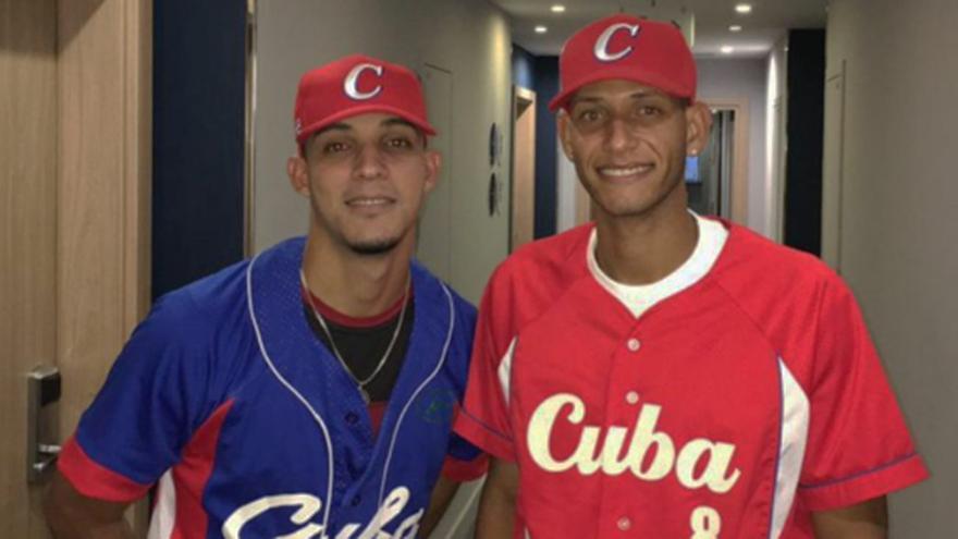 Darlin Jiménez y Gustavo Urgellés buscarán una oportunidad en alguno de los equipos de la MLB. (@francysromero10)