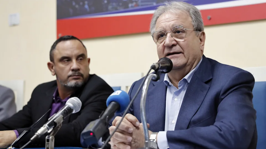 Fraccari cerró su segunda visita de trabajo a Cuba en lo que va de este año con la firma de un memorando de entendimiento con la Federación Cubana de Béisbol (FCB).