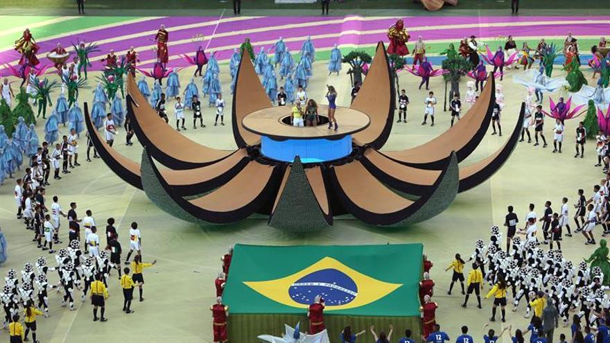 Sao Paulo ofreciÃ³ la gala inaugural mÃ¡s corta de la historia en un Mundial. (Mauricio DueÃ±as, EFE)