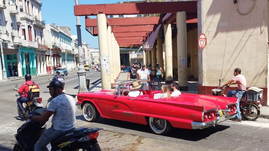 Los turistas escasean cada vez más, incluso en Centro Habana, antes atestada. (14ymedio)