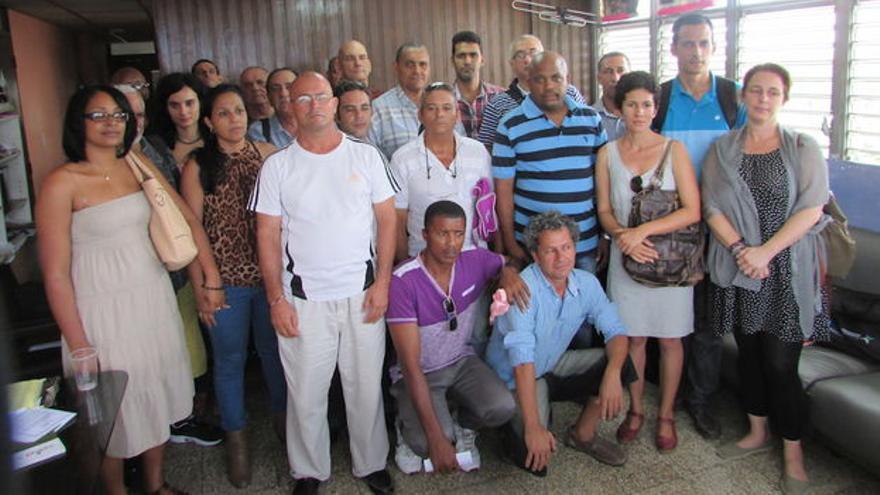 Participants in the meeting held on Thursday in Havana by a score of civil society and the political community. (14ymedio)