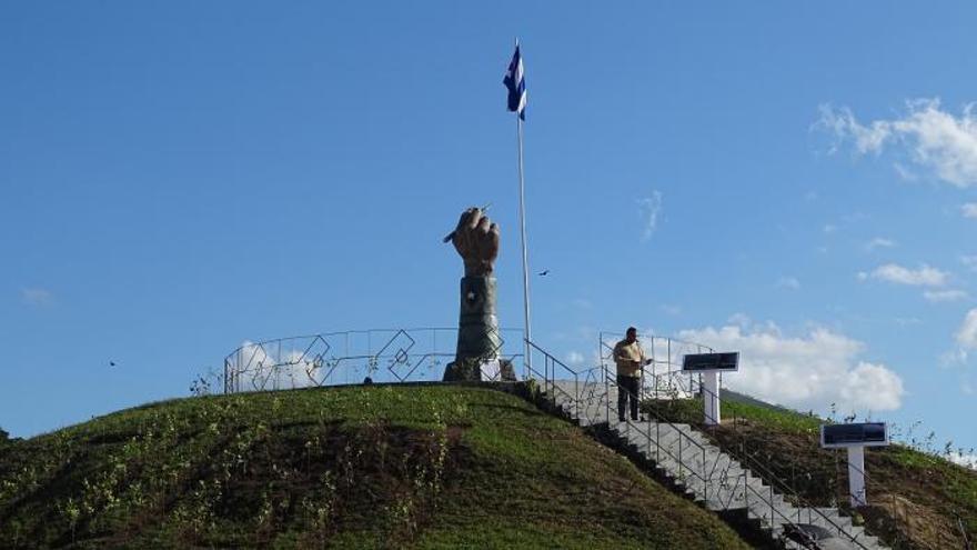 Monumento a Fidel Castro inaugurado en La Parra, Cienfuegos. (Granma)
