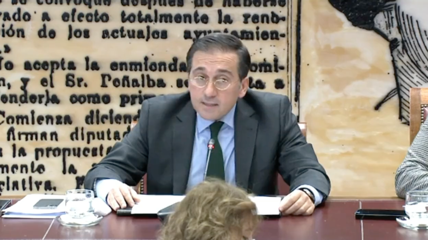 José Manuel Albares este lunes en la comisión de Asuntos Iberoamericanos del Senado. (Captura)
