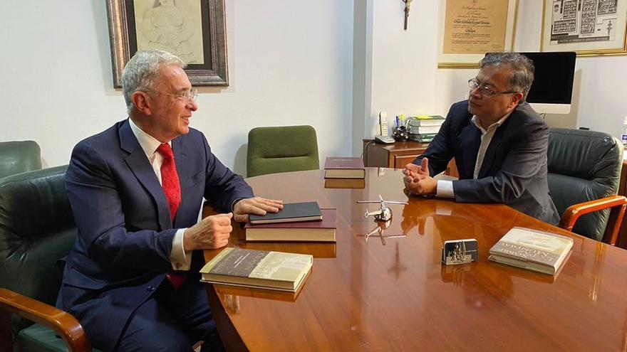 El encuentro entre Álvaro Uribe y Gustavo Petro, antagonistas anteriormente, levantó muchas expectativas en Colombia. (@petrogustavo)