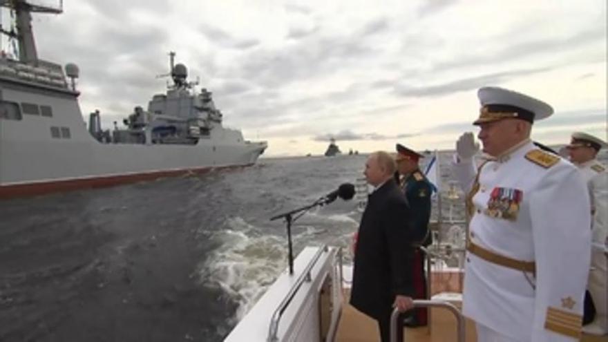 La Armada rusa ha anunciado otras maniobras navales y a gran escala en enero y febrero, tanto en sus aguas territoriales como en aguas internacionales. (EFE)