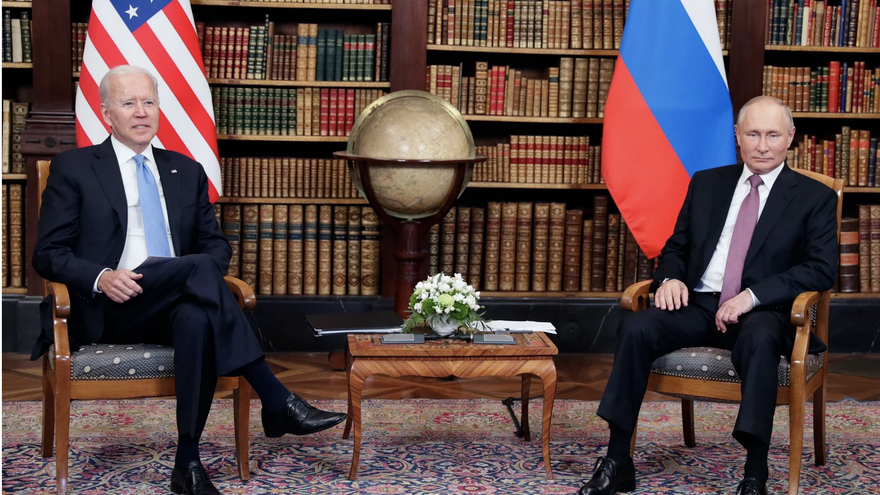El presidente estadounidense, Joe Biden, y su homólogo ruso, Vladímir Putin, en una imagen de archivo. (EFE/EPA/Mikhail Metzel/Sputnik/Kremlin Pool)