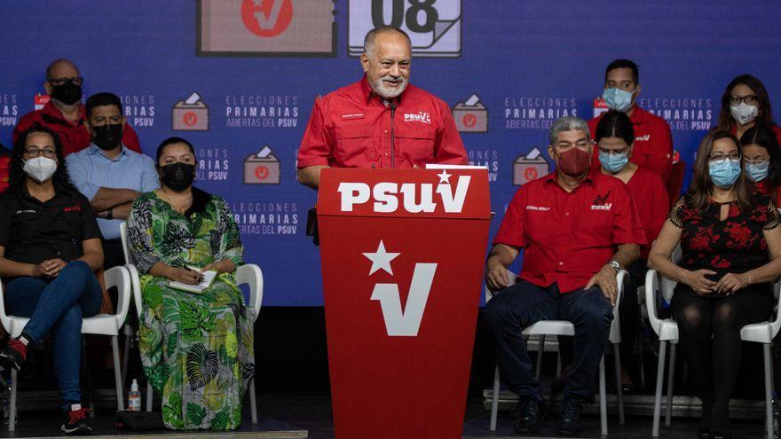 Cabello explicó que el oficialismo prepara su plataforma electoral con el mecanismo llamado 1x10, mediante el cual un seguidor garantiza el voto de otras 10 personas. (EFE)