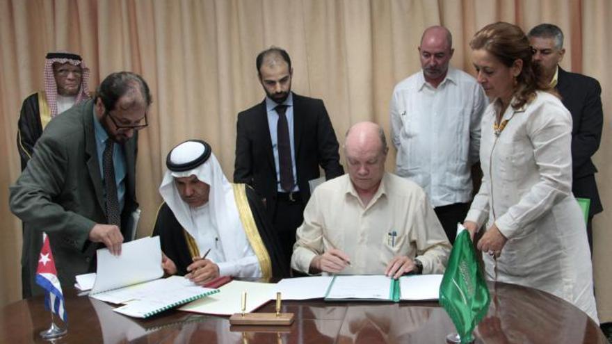 Este es el quinto acuerdo firmado entre Cuba y Arabia Saudí desde que iniciaron la cooperación. (Twitter)