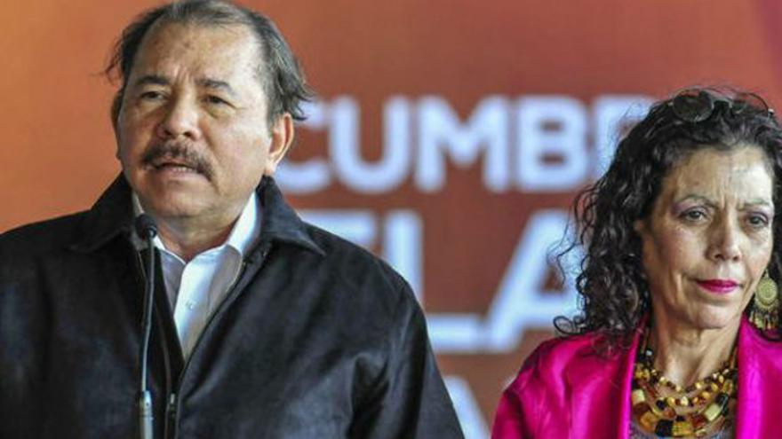 Daniel Ortega y su esposa "lideran" preferencias electorales en Nicaragua. (EFE)