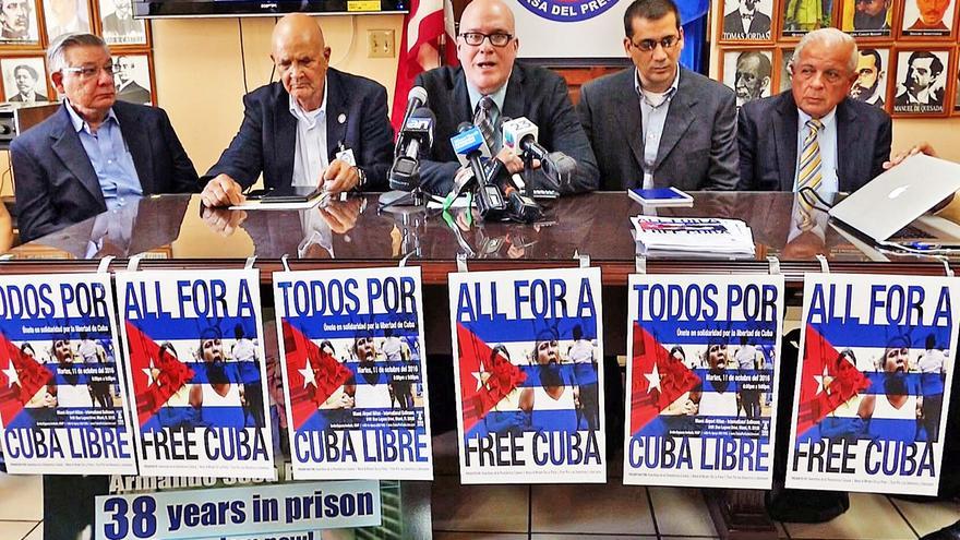 Diversas organizaciones del exilio cubano se sumaron a esta iniciativa. (elNuevoHerald)