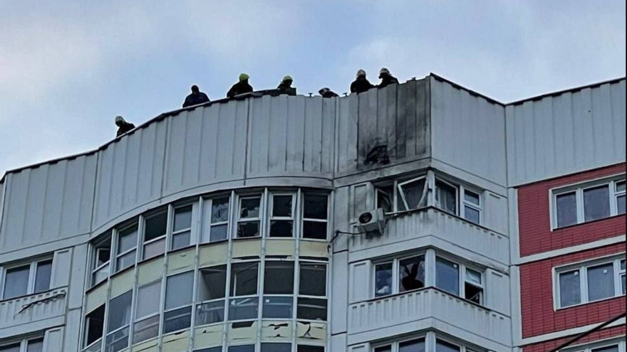 Edificio de Moscú afectado por el ataque con drones atribuido a Ucrania. (Twitter)