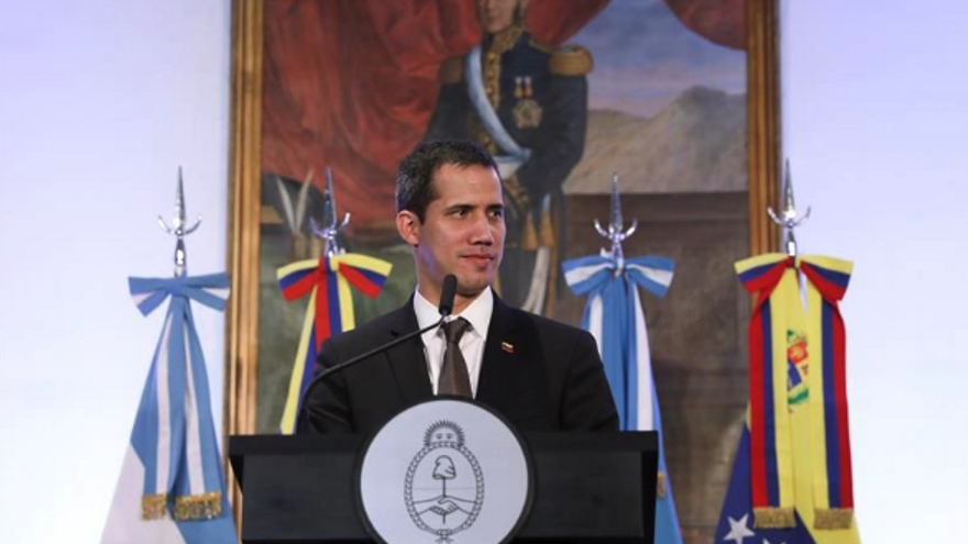 Juan Guaidó, que es reconocido como presidente interino de Venezuela por unos 50 gobiernos, llegó a Argentina procedente de Asunción. (Presidencia de Argentina)