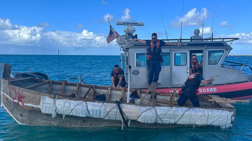 En lo que va de noviembre, la Guardia Costera de EE UU ha repatriado a cuatro grupos de cubanos. (Twitter/@USCGSoutheast)