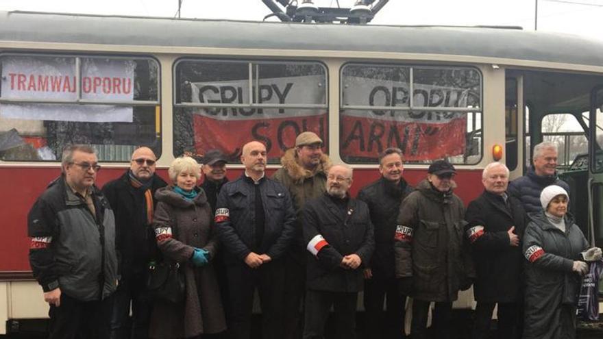 Integrantes del Grupo de Resistencia Solidaridad durante un encuentro el 3 de diciembre de 2022 en Varsovia. (Gobierno de Polonia)