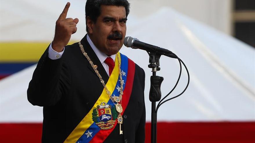 Maduro juró su cargo con una fuerte oposición interna y exterior, que no reconocen su mandato. (EFE/Cristian Hernandez)