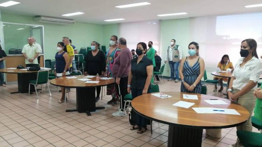 Un grupo de médicos cubanos es recibido en México contratado por el Gobierno de Andrés Manuel López. (IMSS)