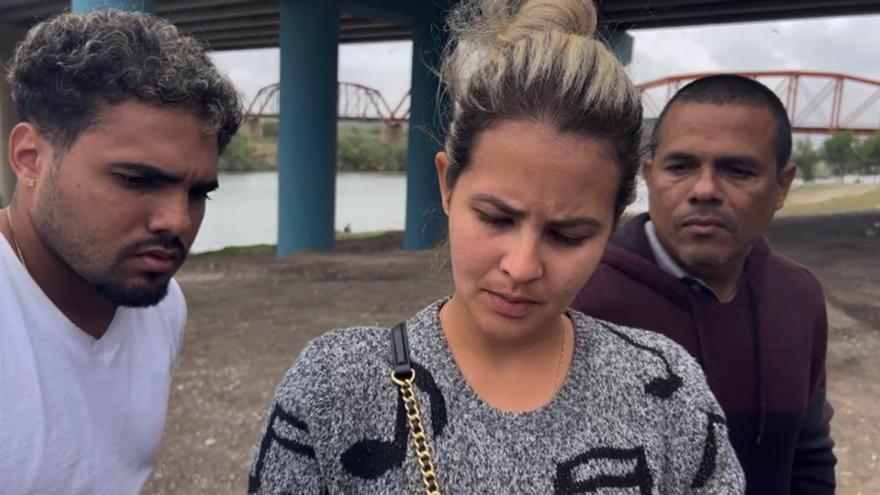 Leidys Suárez denunció las condiciones en que mantienen a los cubanos en las oficinas de Migración, en la ciudad fronteriza de Piedras Negras con EE UU. (Captura)